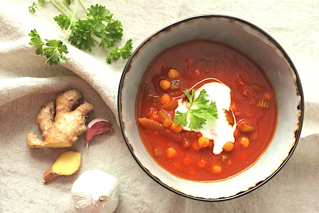 suppe, kikærter, skål med suppe, ingefær, persille